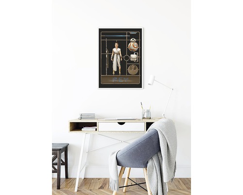 Tableau mural Star Wars encadré avec Rey, BB-8 et sabre laser au-dessus d''un bureau