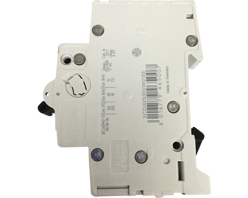 Logo ABB sur disjoncteur