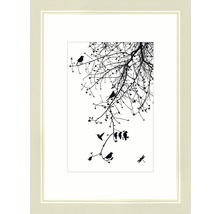 Gerahmtes Bild mit einem Baum voller Vogelsilhouetten
