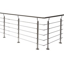 Geländer aus Edelstahl mit horizontalen Drahtseilen
