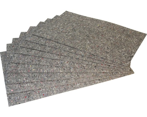 Plusieurs tapis de protection de chantier gris
