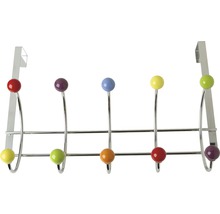 Türgarderobe mit bunten Kugeln