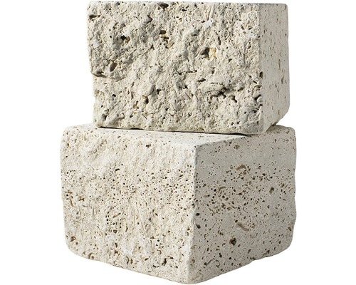 Deux blocs de travertin empilés