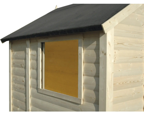 Detailansicht eines Gartenhauses mit Holzwand und Fenster