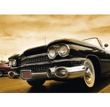 Detailansicht eines schwarzen Oldtimer-Cabriolets mit Chromdetails