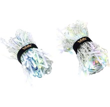 Deux guirlandes lumineuses attachées avec un ruban à logo Twinkly.