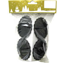 Quatre moules à muffins en papier noir dans un emballage