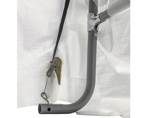 Vue détaillée d''une armature de tente de réception avec sangle de tension