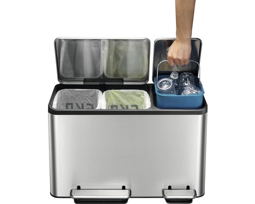Abfalltrennsystem mit drei Behältern und Fusspedal
