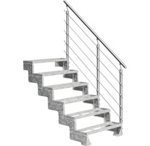 Metalltreppe mit Geländer und Seilen