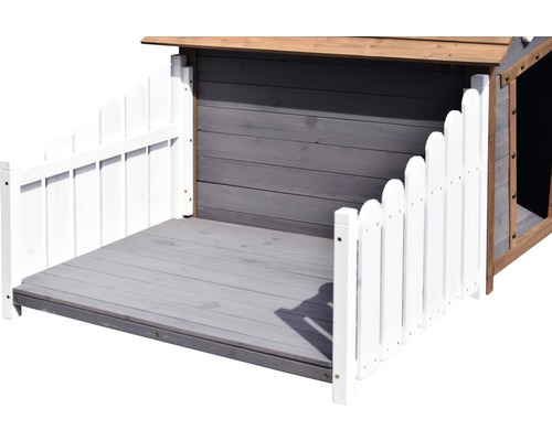 Niche pour chien avec clôture en bois