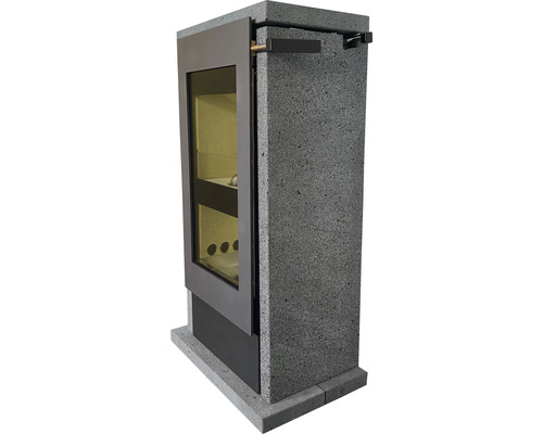 Kaminofen aus Stein mit Sichtfenster