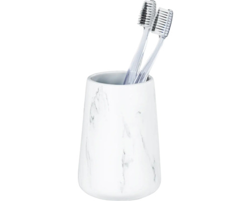 Zahnputzbecher mit zwei Zahnbürsten