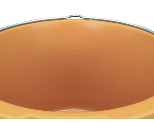 Seau en plastique, intérieur