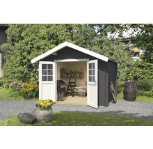 Garten Szene mit Gerätehaus mit geöffneten Doppeltüren, Grill, Leiter und Gartengeräten