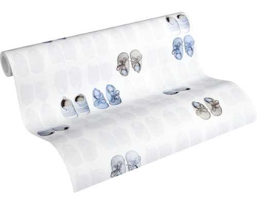 Tapetenrolle mit Babyschuhmuster für die Wandgestaltung