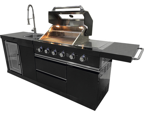 Cuisine d''extérieur noire avec barbecue, évier, réfrigérateur et plan de travail