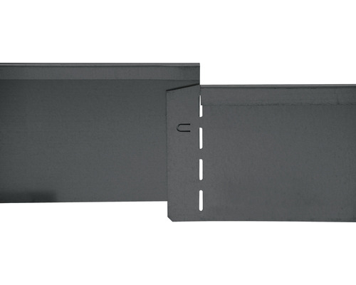 Detailansicht einer Metallregalverbindung