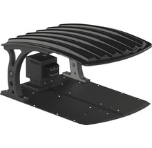 Schwarz lackierter Metallgrill mit Motor