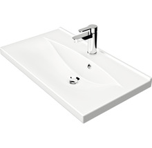 Waschtisch mit Armatur für das Badezimmer