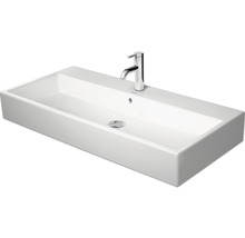 Vasque rectangulaire en céramique avec robinet