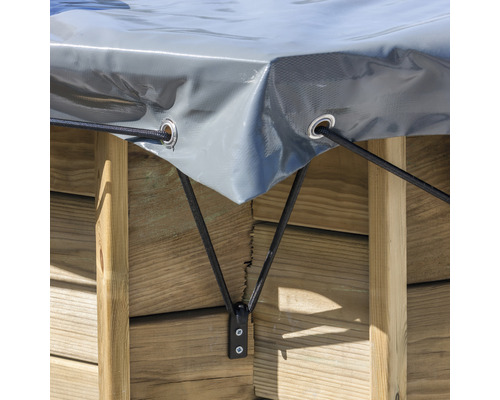 Bâche d'hivernage pour piscines en bois Lemon rectangulaire 414x239 cm gris Vue détaillée d''une couverture de piscine avec fixation élastique sur une construction en bois