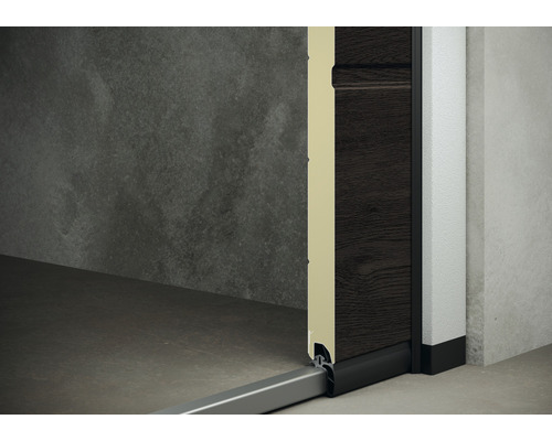 Coupe transversale d''une porte d''entrée avec profilé de sol