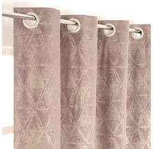 Rideaux avec motif triangulaire et suspension à œillets sur une tringle à rideaux