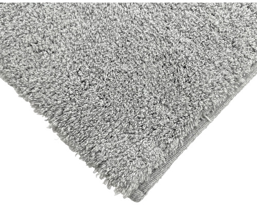 Gros plan d''un tapis gris à poils longs