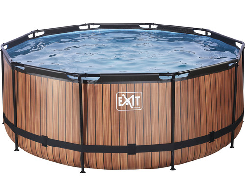 Piscine aspect bois remplie d''eau