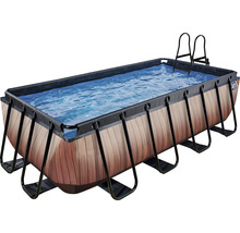 Rechteckiger Pool mit Leiter für den Garten