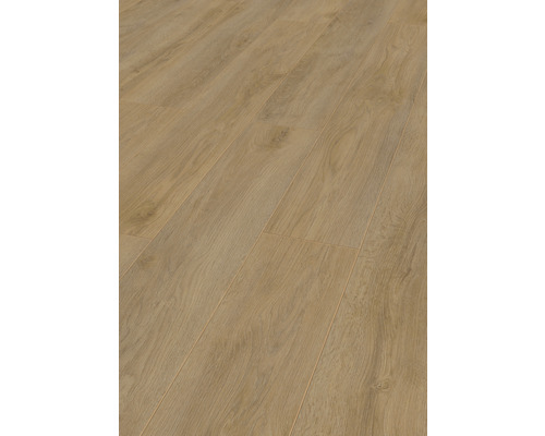 Verlegtes Laminat mit Holzoptik