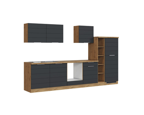 Aménagement d''une cuisine moderne avec corps en bois et façades grises.