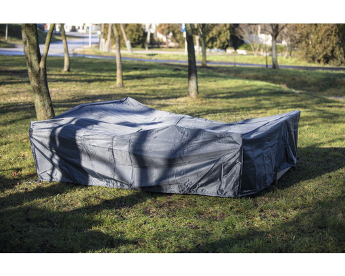 Housse pour mobilier de jardin sur pelouse