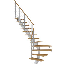 Wendeltreppe mit Holzstufen und Metallgeländer