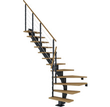 Spindeltreppe mit Holzstufen und Metallgeländer