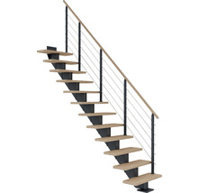 Freitragende Treppe mit Geländer