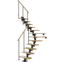 Wendeltreppe mit Holzstufen und Metallgeländer