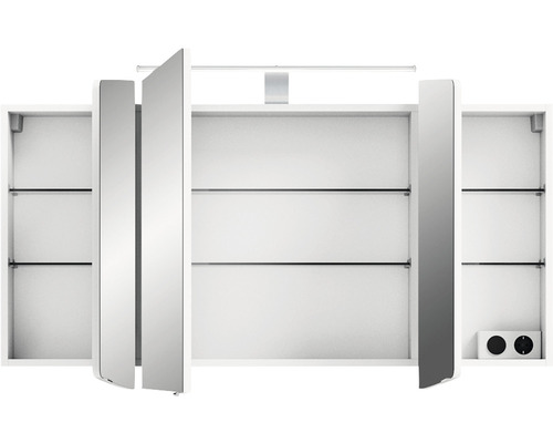 Armoire de toilette ouverte avec étagères en verre et prises électriques