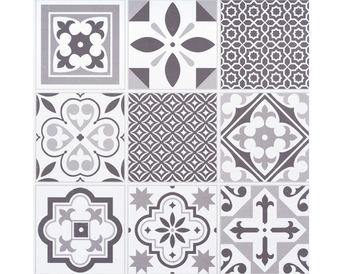 Motifs de carreaux avec différents motifs géométriques et floraux