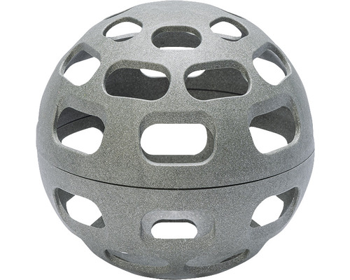 Boule de jardin grise avec trous