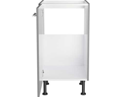 Küchenunterschrank mit Füßen