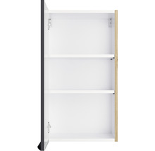 Offener Hochschrank mit drei Regalböden