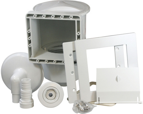 Skimmer avec accessoires pour piscines