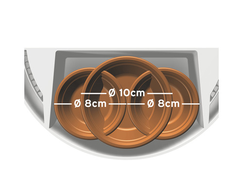 Drei braune Untersetzer mit Durchmessern von 8 cm und 10 cm