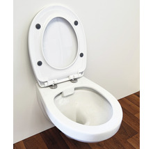 WC suspendu avec siège de toilette ouvert