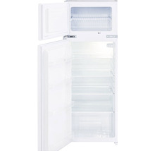 Geöffneter, weißer Kühlschrank mit Gefrierfach