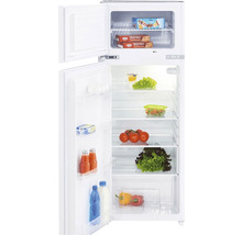Geöffneter Kühlschrank mit Lebensmitteln