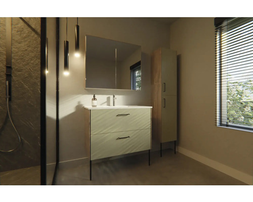 Salle de bains avec meuble sous-lavabo, armoire de toilette et armoire haute