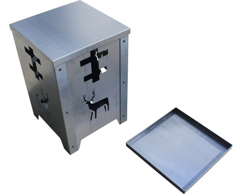 Edelstahl Grillkamin mit Hirsch- und Werkzeugmotiven sowie Auffangschale